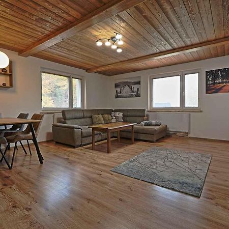Apartmany Alliss ハルラホフ エクステリア 写真