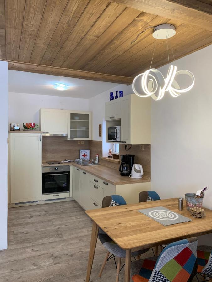 Apartmany Alliss ハルラホフ エクステリア 写真