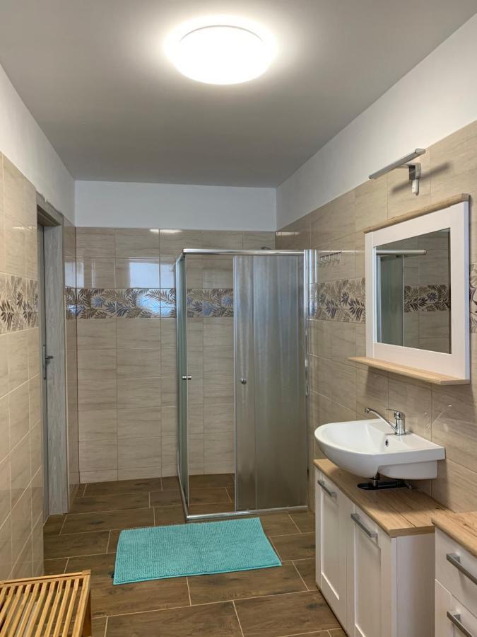 Apartmany Alliss ハルラホフ エクステリア 写真
