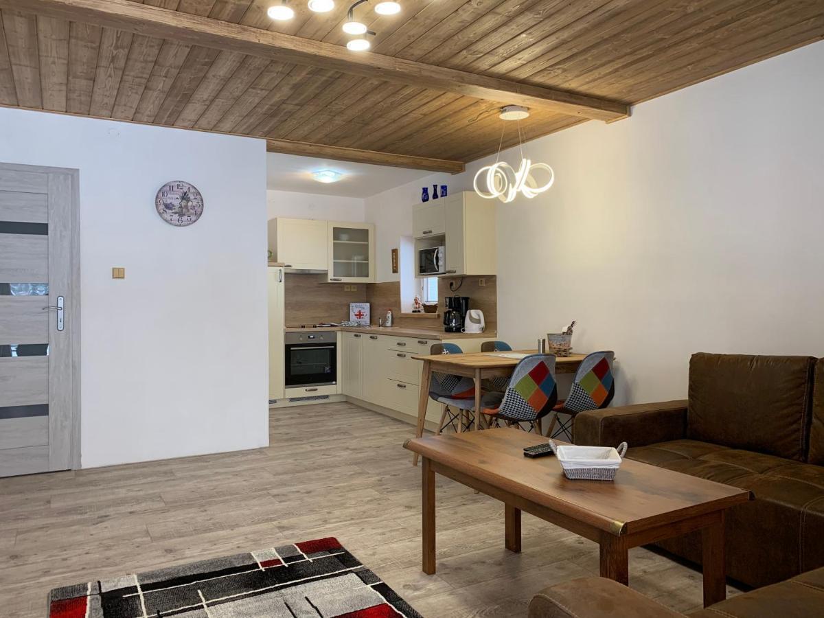 Apartmany Alliss ハルラホフ エクステリア 写真