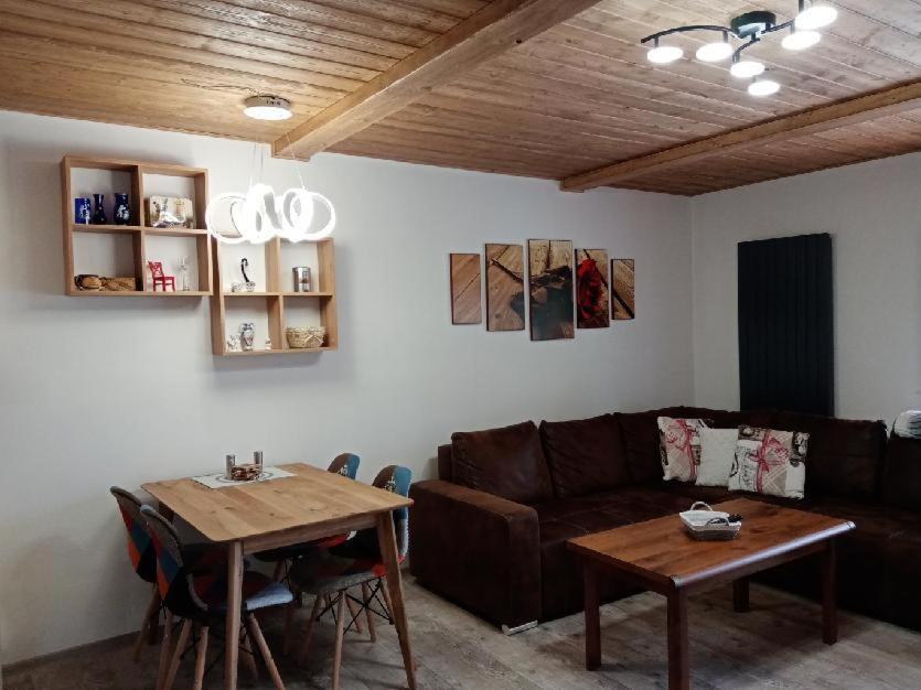 Apartmany Alliss ハルラホフ エクステリア 写真