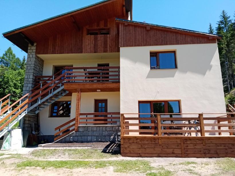 Apartmany Alliss ハルラホフ エクステリア 写真