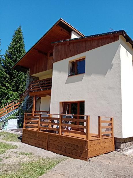 Apartmany Alliss ハルラホフ エクステリア 写真