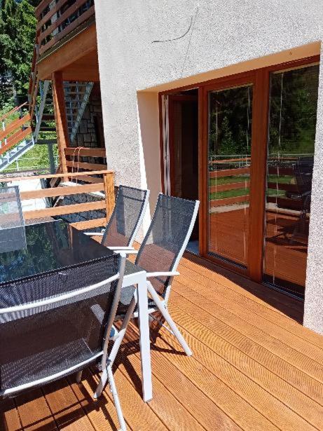 Apartmany Alliss ハルラホフ エクステリア 写真